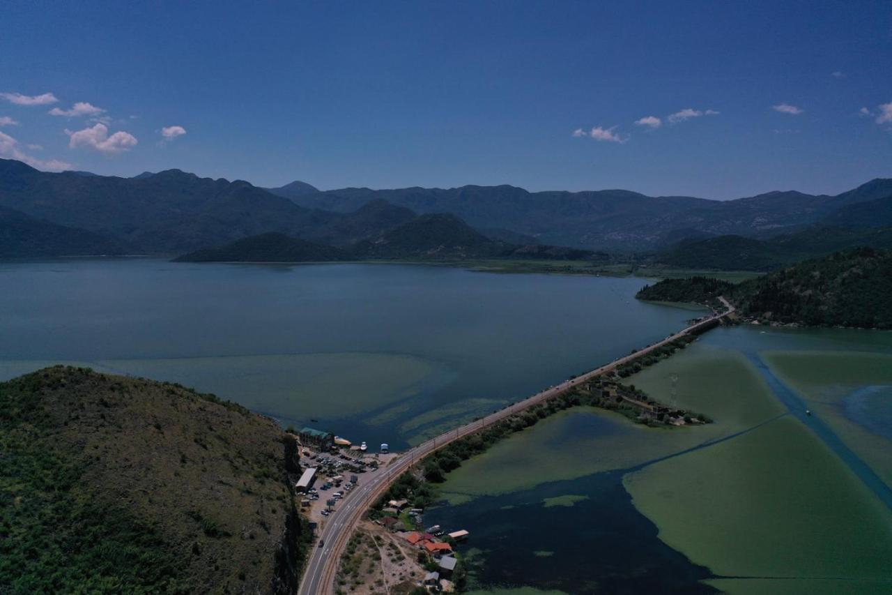 Lake House Buric Vranjina Екстер'єр фото